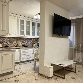 Сдается 2-х комнатная квартира, 65 м²