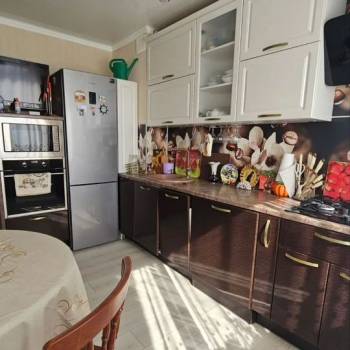 Сдается Многокомнатная квартира, 64 м²