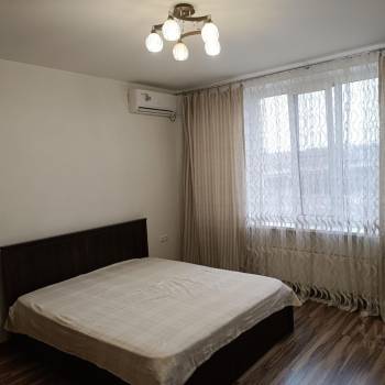 Сдается 2-х комнатная квартира, 55 м²