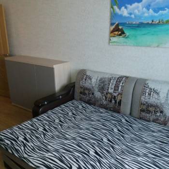 Сдается 1-комнатная квартира, 37 м²
