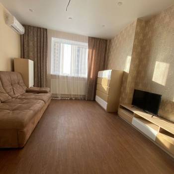 Сдается 2-х комнатная квартира, 58 м²