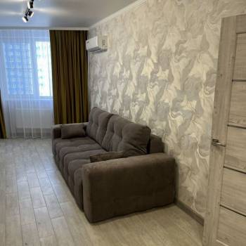 Сдается 1-комнатная квартира, 43 м²