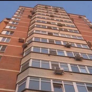 Сдается 1-комнатная квартира, 52,1 м²