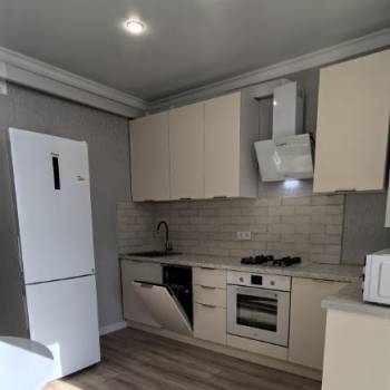 Сдается 1-комнатная квартира, 39 м²
