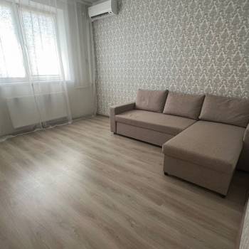 Сдается 1-комнатная квартира, 32 м²