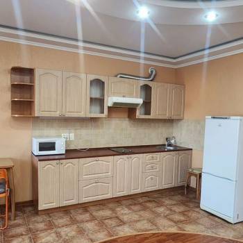 Сдается 1-комнатная квартира, 46 м²