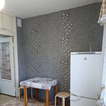 Сдается 1-комнатная квартира, 37 м²