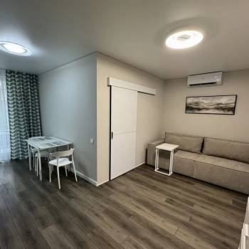 Сдается 1-комнатная квартира, 43 м²