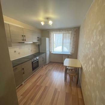 Сдается 1-комнатная квартира, 37,5 м²