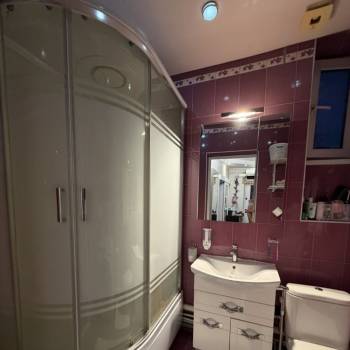 Продается Многокомнатная квартира, 74 м²