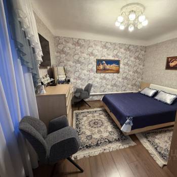 Продается Многокомнатная квартира, 74 м²