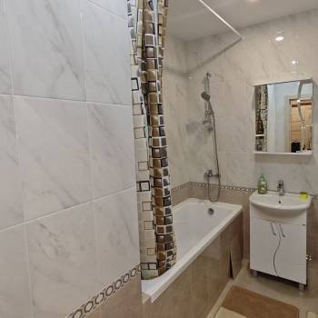 Сдается 1-комнатная квартира, 45 м²