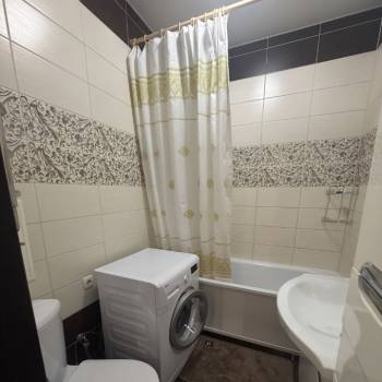 Сдается 1-комнатная квартира, 39 м²