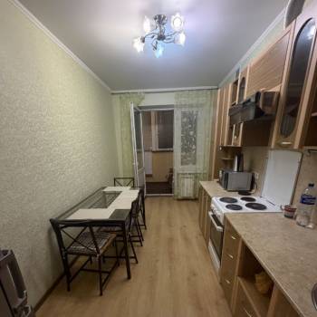 Сдается 1-комнатная квартира, 39 м²