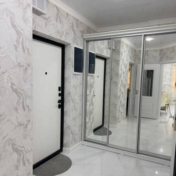 Сдается 1-комнатная квартира, 58 м²