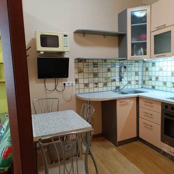 Сдается 1-комнатная квартира, 45 м²