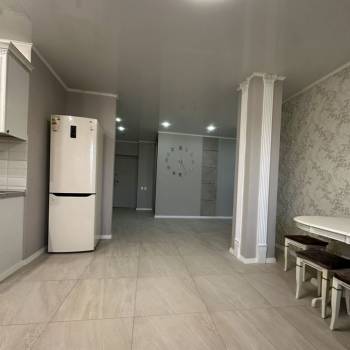 Сдается 2-х комнатная квартира, 72 м²