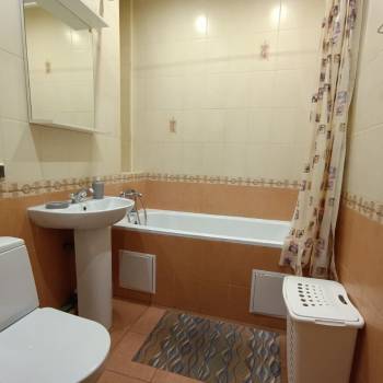 Продается 1-комнатная квартира, 35 м²