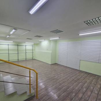 Сдается Нежилое помещение, 170 м²