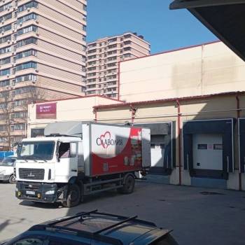 Сдается Нежилое помещение, 530 м²