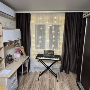 Продается 1-комнатная квартира, 36 м²