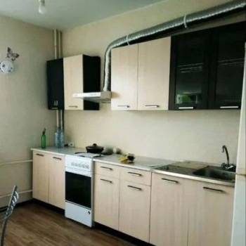 Продается 1-комнатная квартира, 36 м²