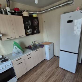Продается 1-комнатная квартира, 36 м²