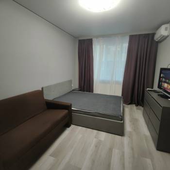 Сдается 1-комнатная квартира, 38 м²