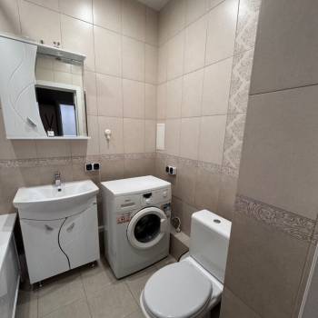 Сдается 1-комнатная квартира, 38 м²