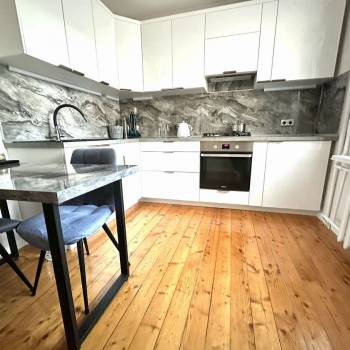 Продается 1-комнатная квартира, 41,6 м²