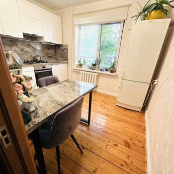 Продается 1-комнатная квартира, 41,6 м²