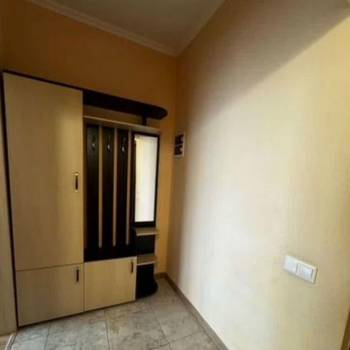 Продается 1-комнатная квартира, 38 м²
