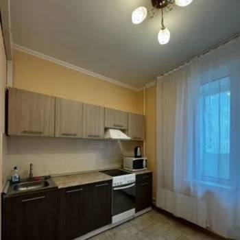 Продается 1-комнатная квартира, 38 м²