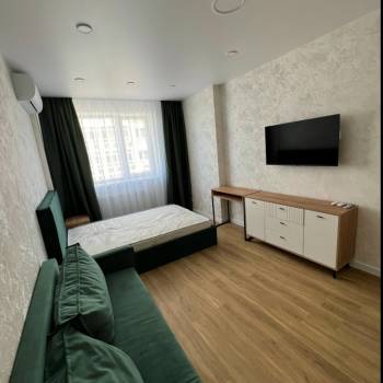 Сдается 1-комнатная квартира, 42 м²