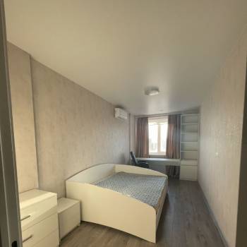 Сдается 1-комнатная квартира, 43,5 м²