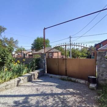 Продается Дом, 317 м²