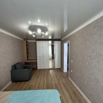 Продается 1-комнатная квартира, 35 м²
