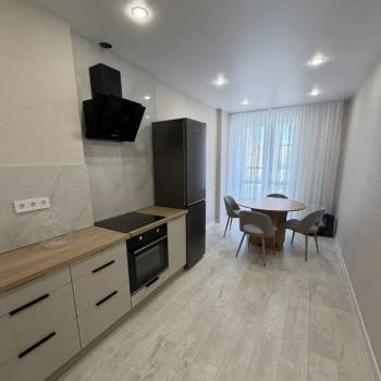 Сдается Многокомнатная квартира, 60 м²