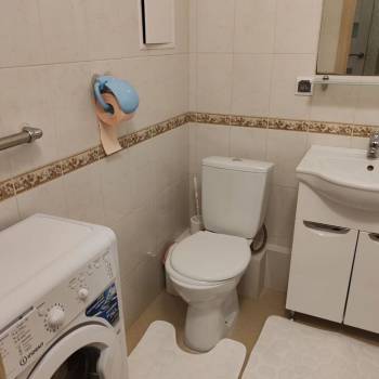 Сдается 1-комнатная квартира, 42 м²