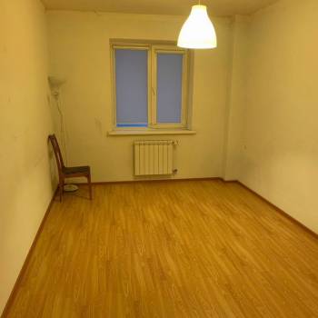 Сдается 2-х комнатная квартира, 77 м²