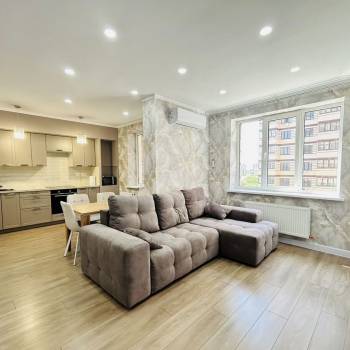 Сдается 1-комнатная квартира, 42 м²
