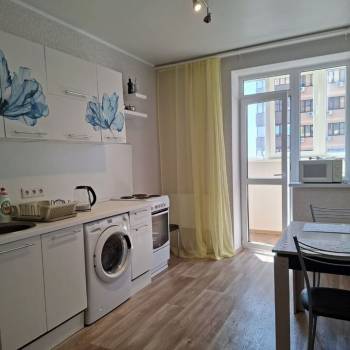 Сдается 1-комнатная квартира, 38 м²