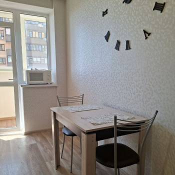 Сдается 1-комнатная квартира, 38 м²
