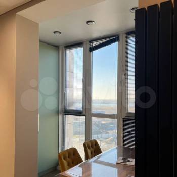 Продается 1-комнатная квартира, 38 м²