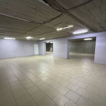 Сдается Нежилое помещение, 207 м²