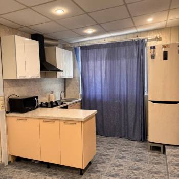 Сдается Многокомнатная квартира, 76,7 м²