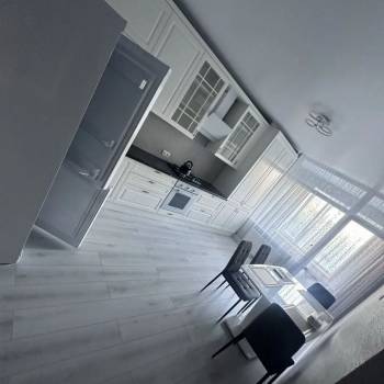 Сдается Многокомнатная квартира, 87,4 м²