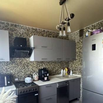 Сдается Многокомнатная квартира, 64,2 м²