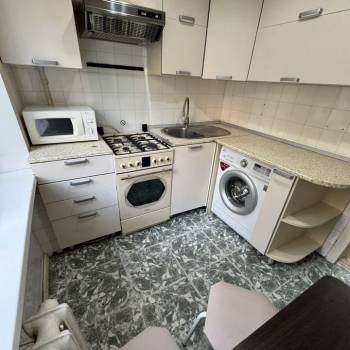 Сдается Многокомнатная квартира, 60 м²