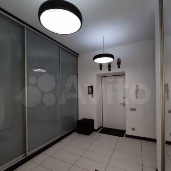 Продается 2-х комнатная квартира, 101,6 м²